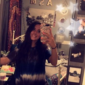 Meet your Posher, Allye